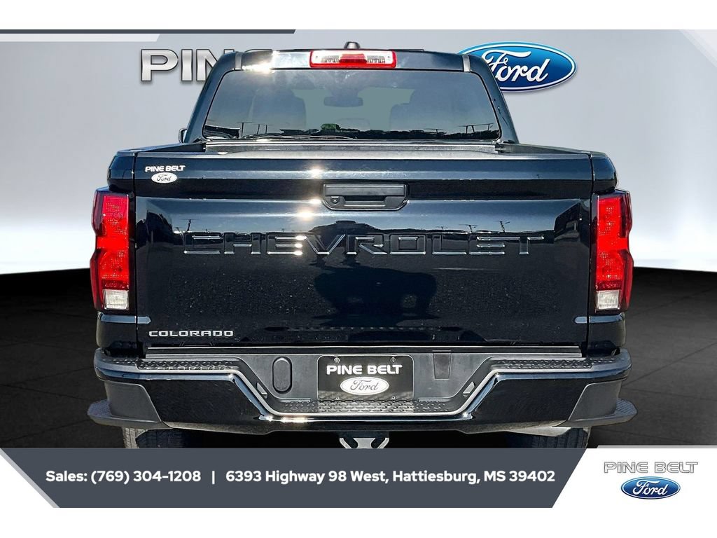 Used 2024 Chevrolet Colorado W/T RWD image 4