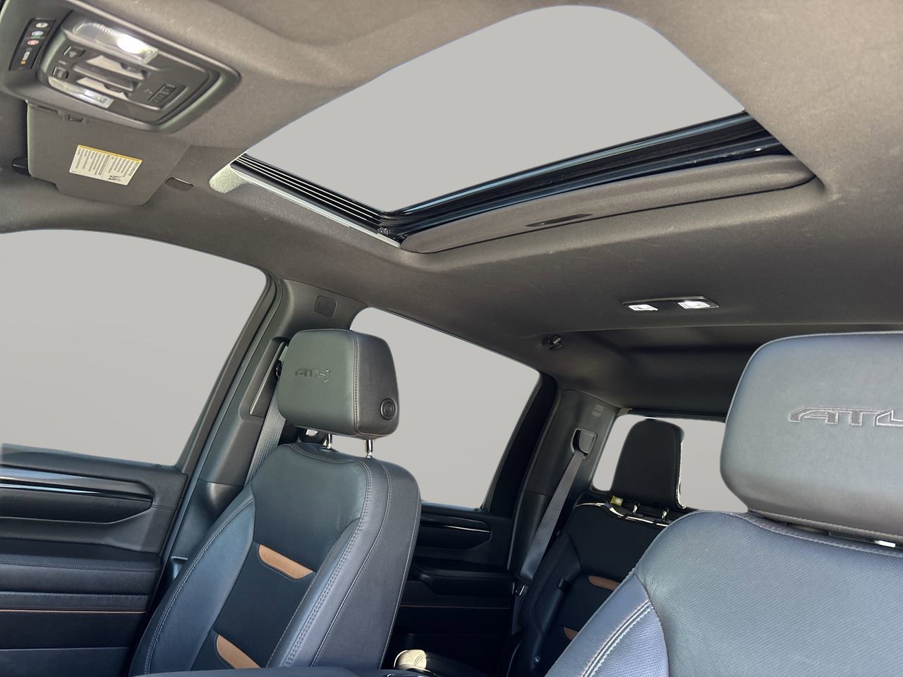 Used 2024 GMC Sierra 3500 AT4 w/ Technology Package image 20