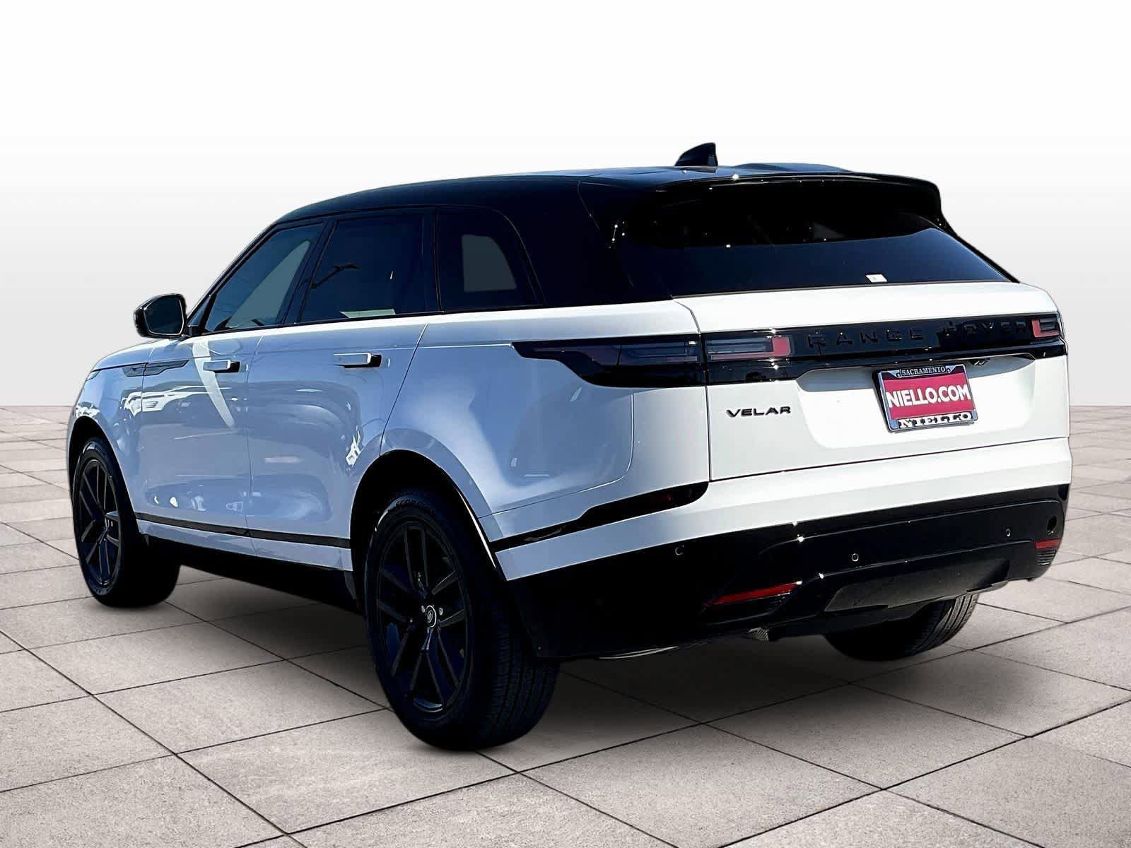 New 2026 Land Rover Range Rover Velar Dynamic SE AWD/4WD image 3