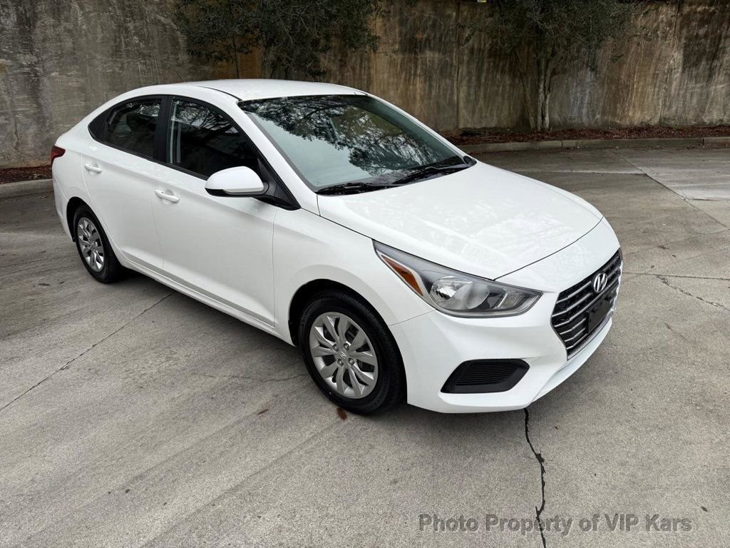 Used 2019 Hyundai Accent SE image 3