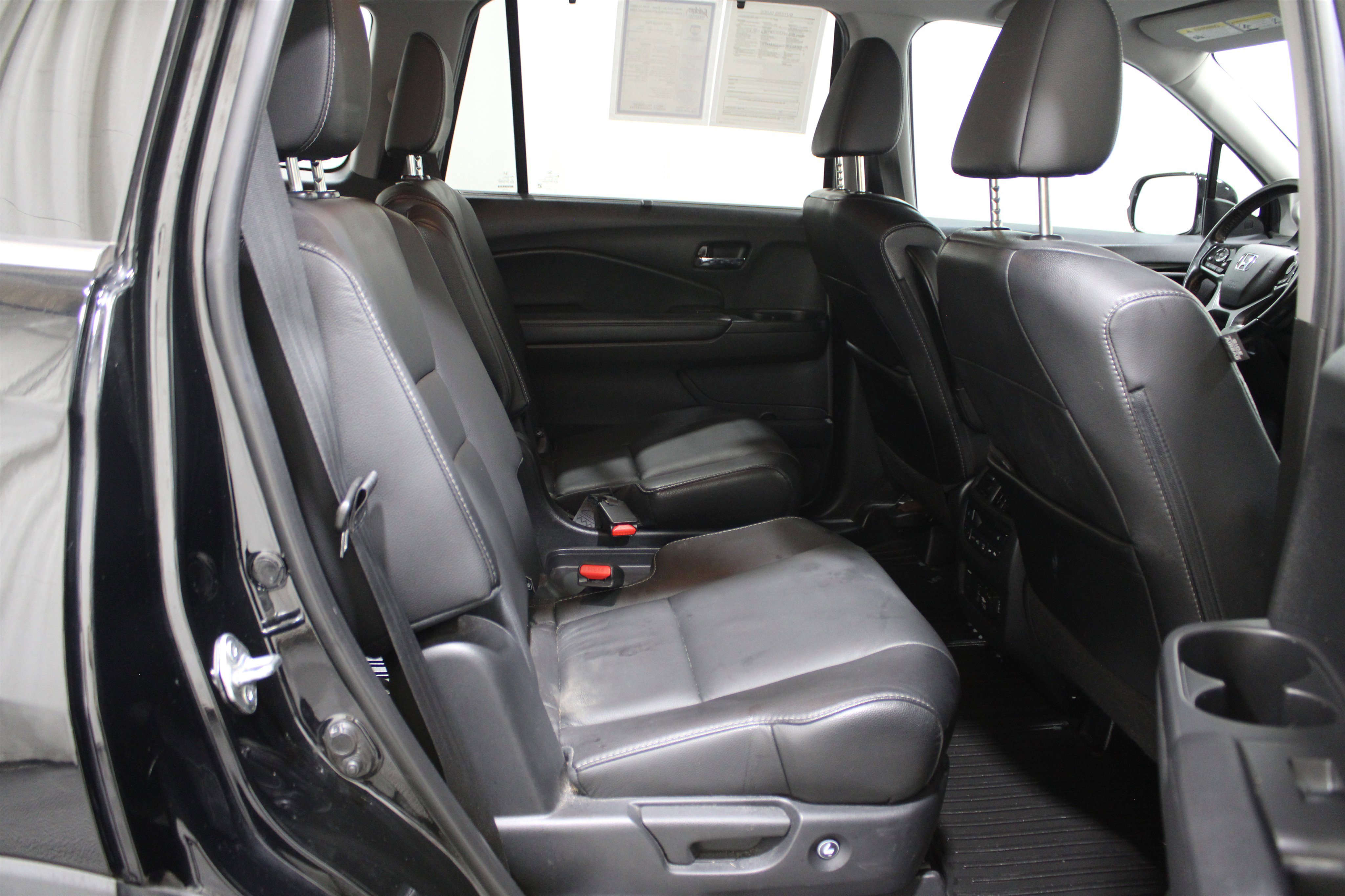 Used 2021 Honda Pilot Touring image 28