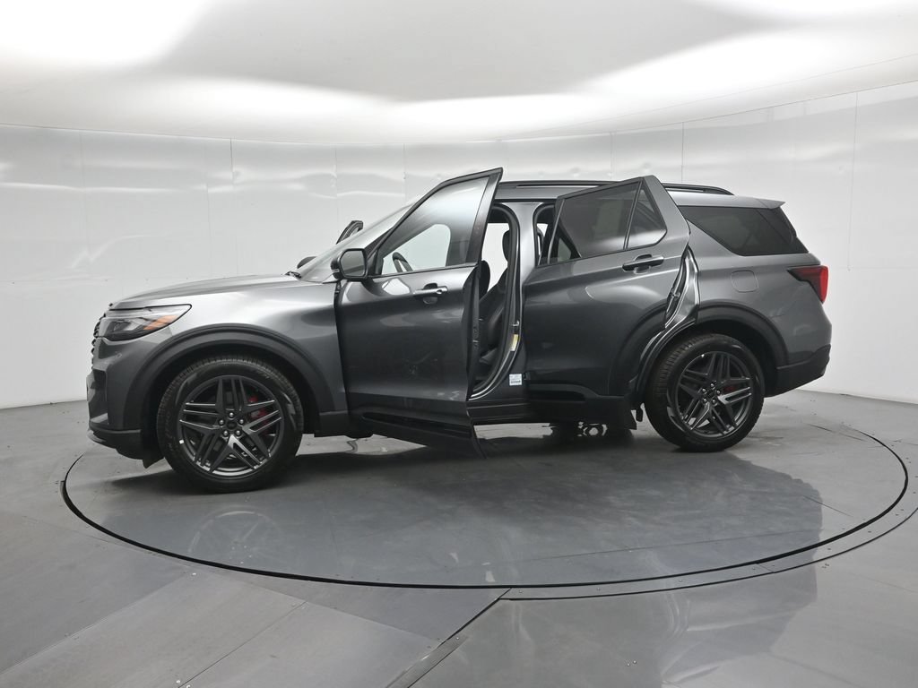 New 2026 Ford Explorer ST w/ Sun And Sound Package AWD/4WD image 32