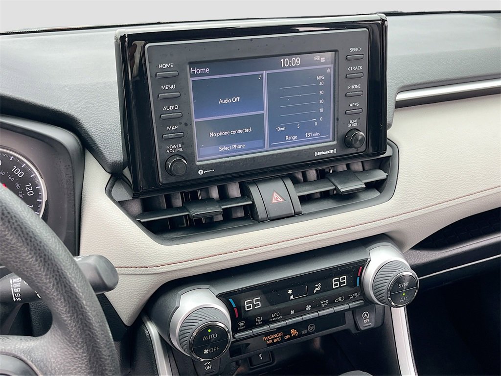 Used 2022 Toyota RAV4 XLE image 14