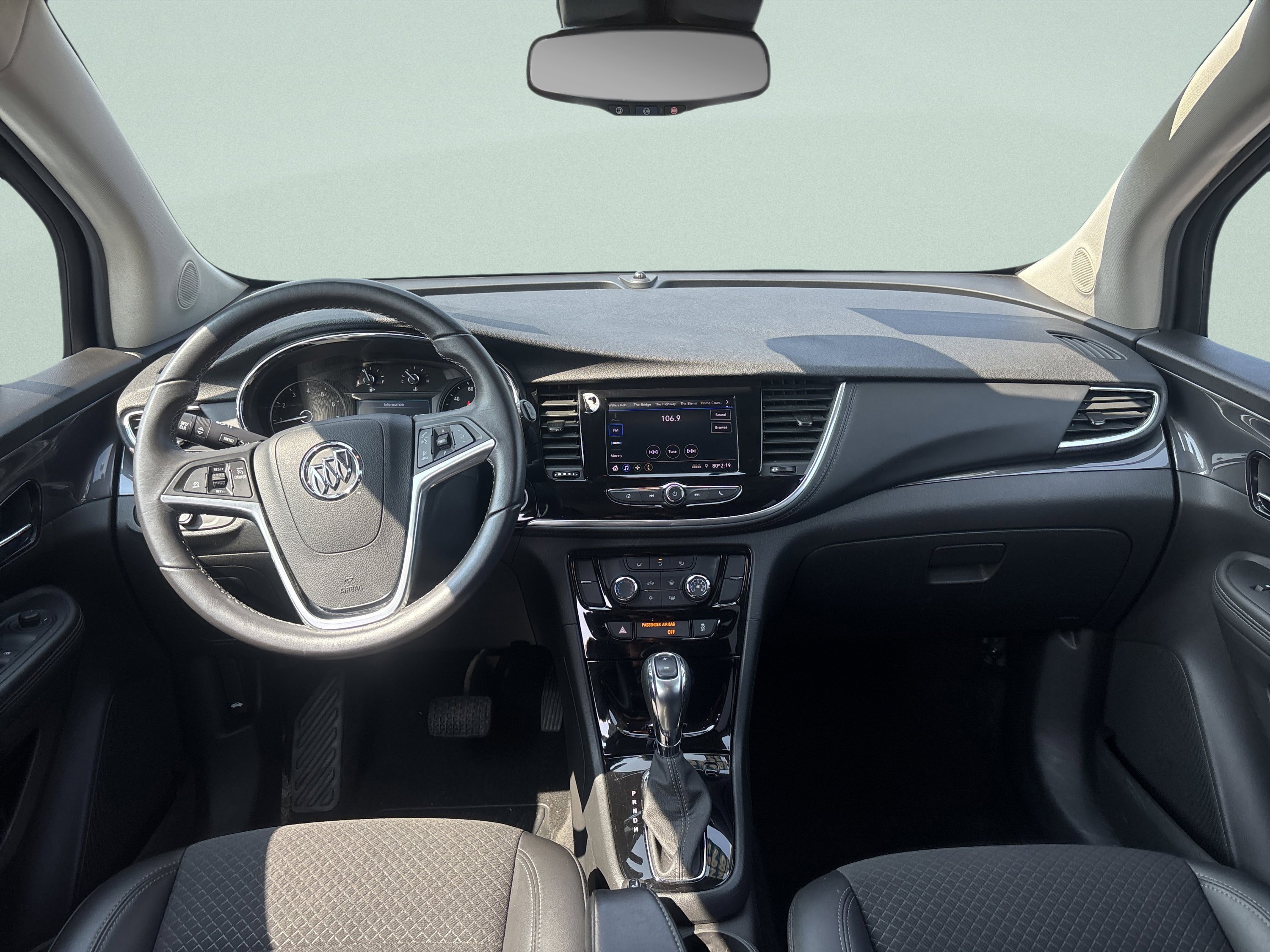 Used 2022 Buick Encore Preferred w/ Safety Package image 17