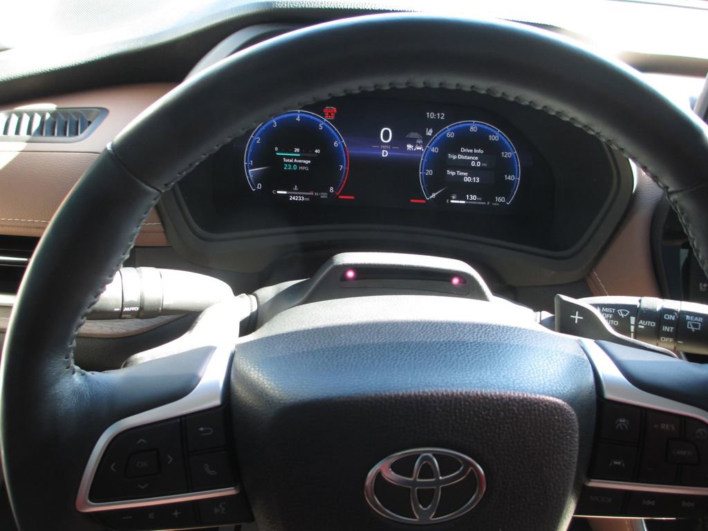 Used 2024 Toyota Grand Highlander Platinum image 29