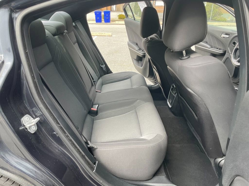 Used 2019 Dodge Charger SXT image 26