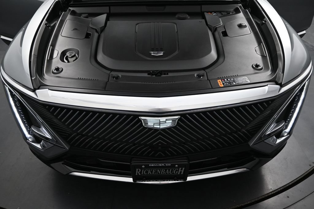 Certified 2024 Cadillac Lyriq Luxury AWD/4WD image 20