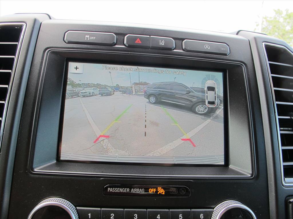 Used 2018 Ford Expedition Limited w/ Equipment Group 301A RWD image 12
