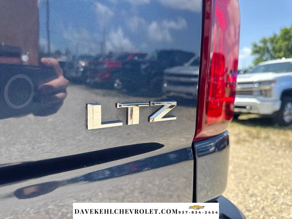 Used 2023 Chevrolet Silverado 2500 LTZ w/ LTZ Plus Package AWD/4WD image 59