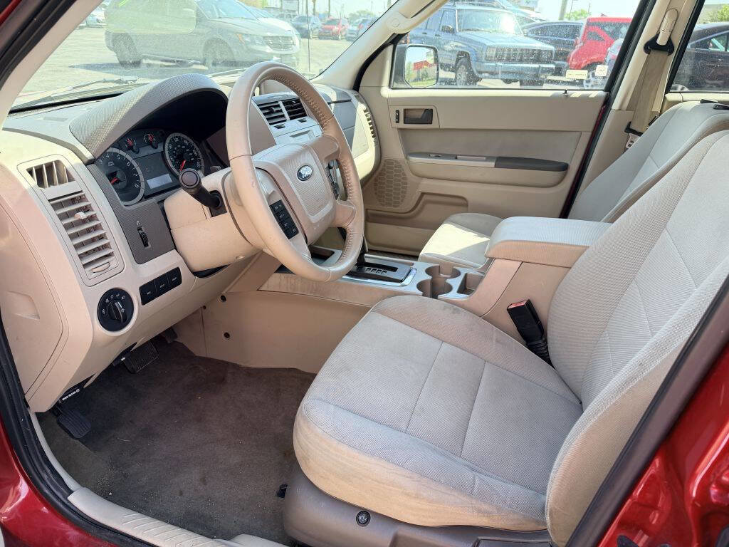 Used 2010 Ford Escape XLT FWD image 10