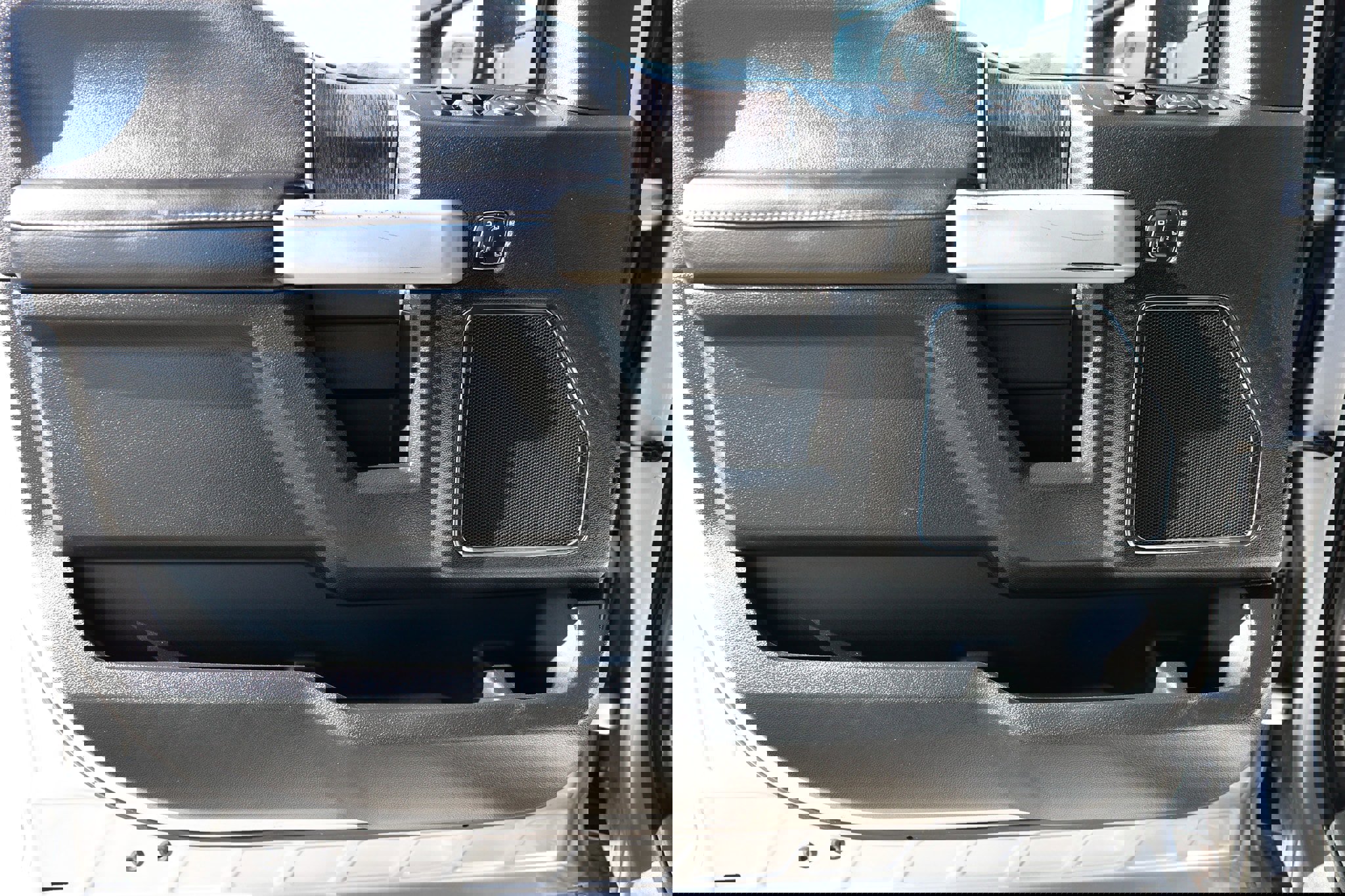 Used 2021 Ford F350 Lariat w/ Lariat Ultimate Package image 49