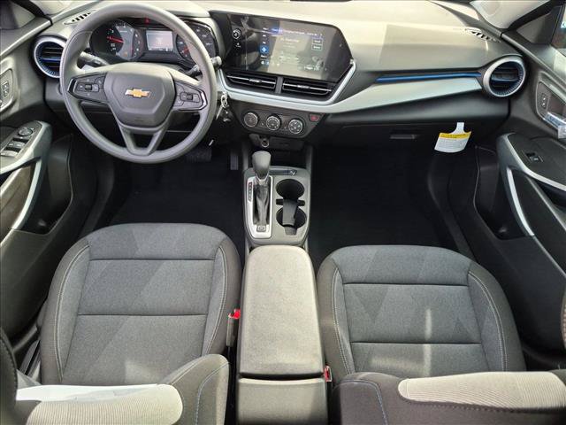 New 2026 Chevrolet Trax LS w/ LS Convenience Package FWD image 15