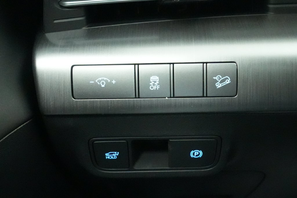 New 2026 Hyundai Kona Limited FWD image 34