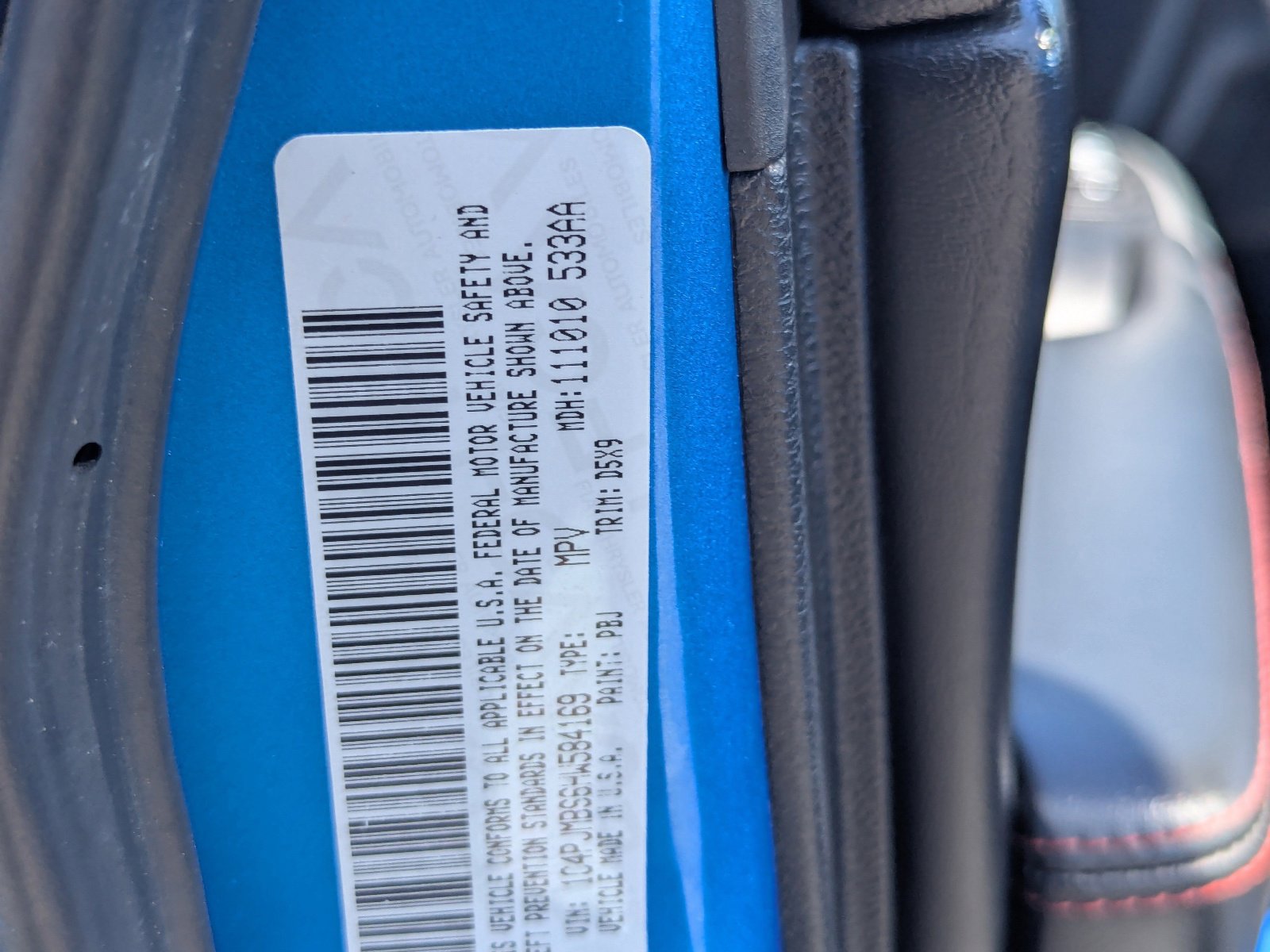 Used 2017 Jeep Cherokee Trailhawk w/ Cold Weather Group image 32