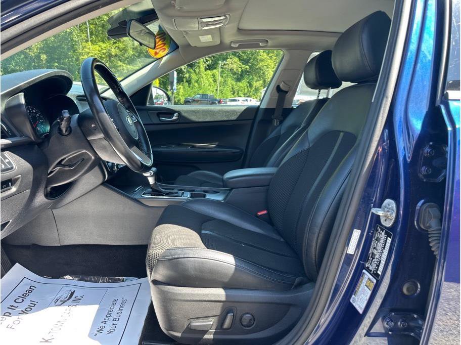 Used 2020 Kia Optima S w/ S Panoramic Sunroof Package image 12