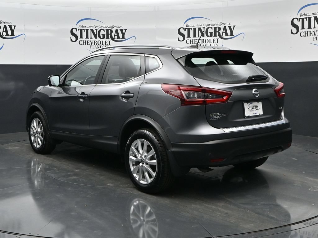 Used 2022 Nissan Rogue Sport SV w/ Technology Package FWD image 5