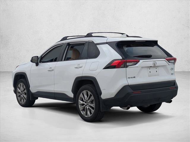 Used 2019 Toyota RAV4 XLE Premium image 7