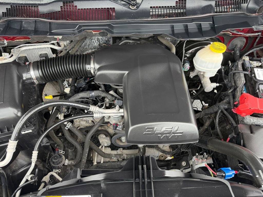 Used 2018 RAM 1500 Express image 20