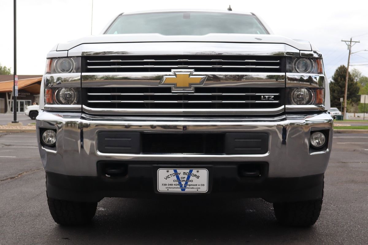 Used 2015 Chevrolet Silverado 2500 LTZ AWD/4WD image 13