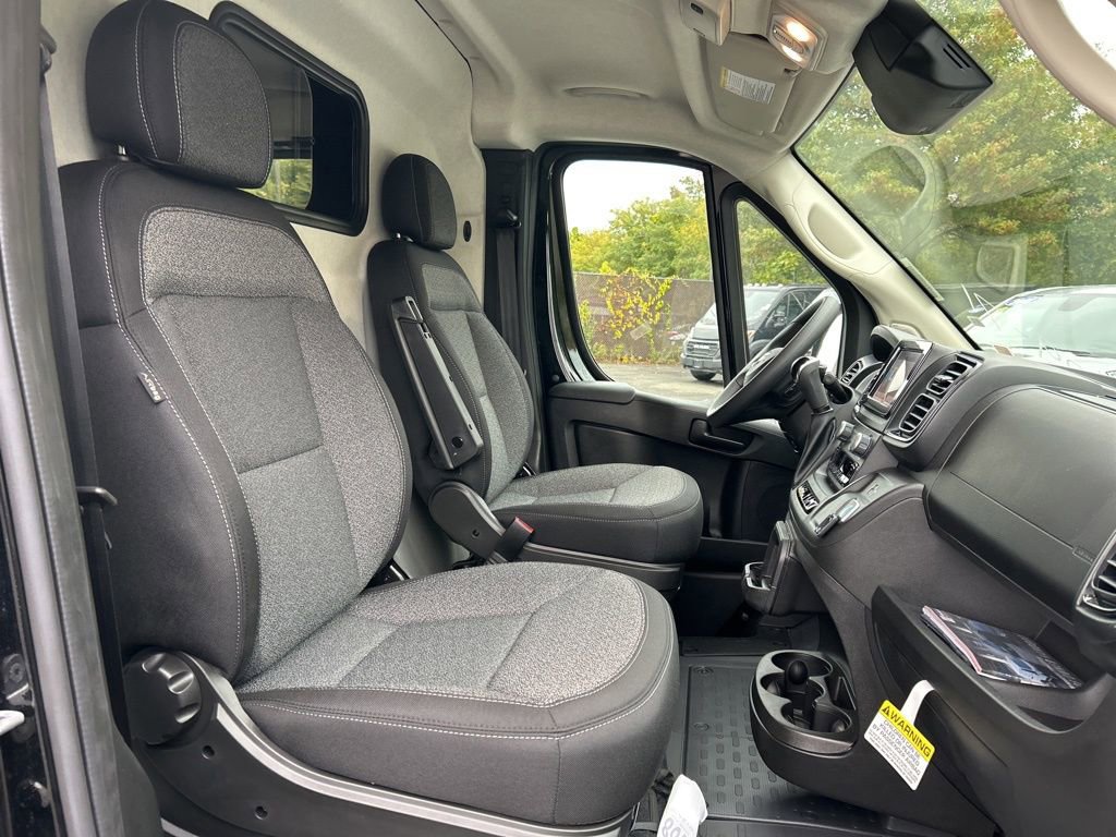 New 2026 RAM ProMaster 2500 w/ Convenience Group FWD image 36