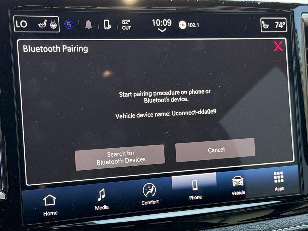 Used 2025 Chrysler Pacifica Select FWD image 23