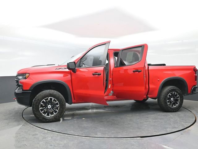 Used 2024 Chevrolet Silverado 1500 ZR2 w/ LPO, Dark Essentials Package AWD/4WD image 28