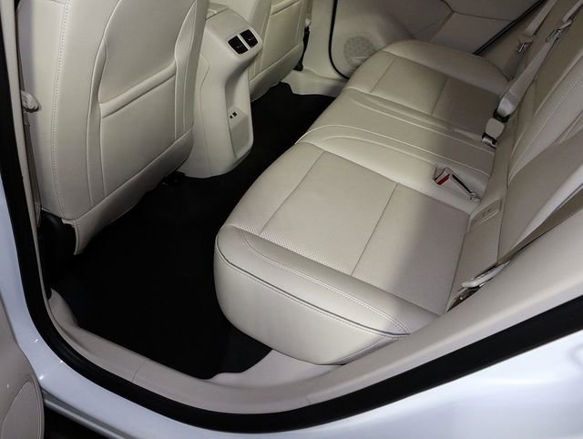 Used 2023 Buick Envision Essence AWD/4WD image 28