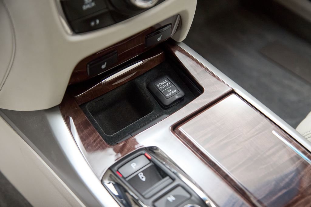 Used 2014 Acura RLX Hybrid w/ Technology Package image 19