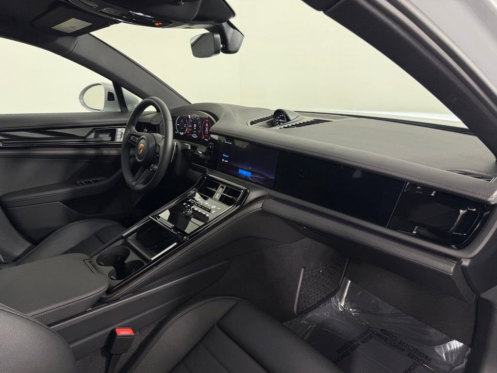 Certified 2026 Porsche Panamera 4S image 15