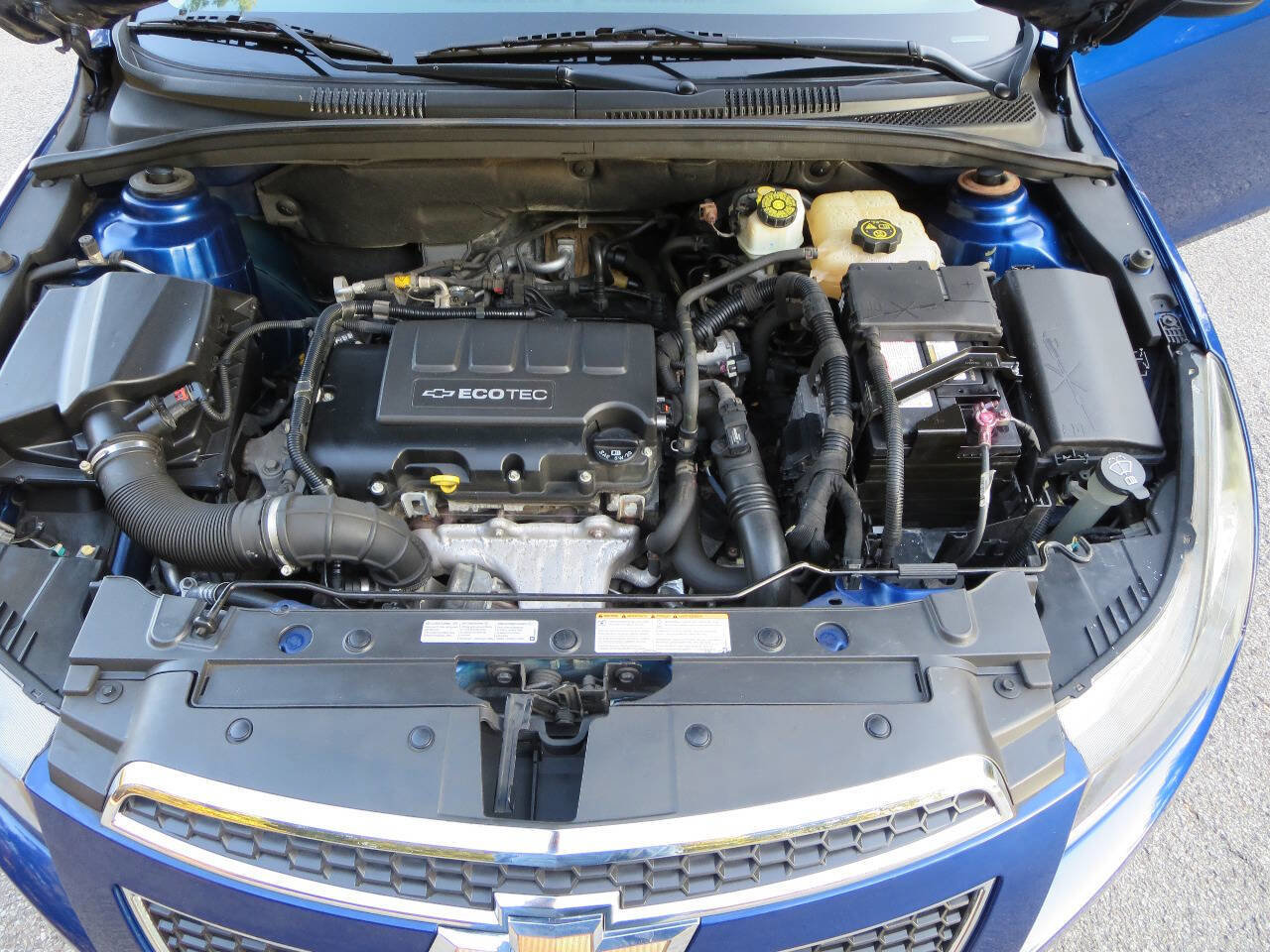 Used 2012 Chevrolet Cruze LT image 34