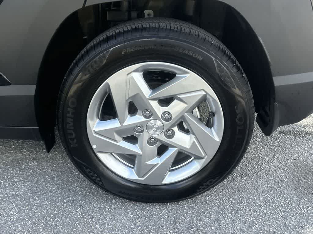 Used 2026 Hyundai Kona SE FWD image 10