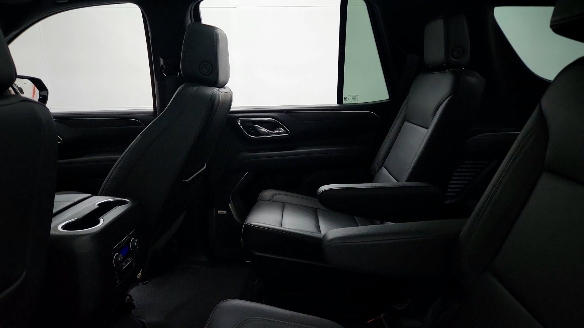 Used 2023 Chevrolet Tahoe LT w/ LT Signature Package AWD/4WD image 24