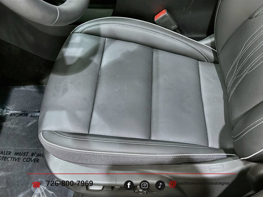 Certified 2026 Buick Envision Avenir AWD/4WD image 21