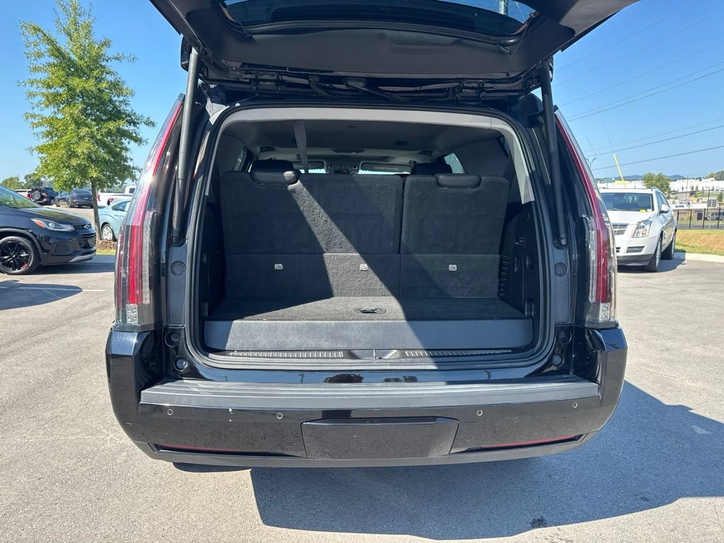 Used 2020 Cadillac Escalade Luxury RWD image 26