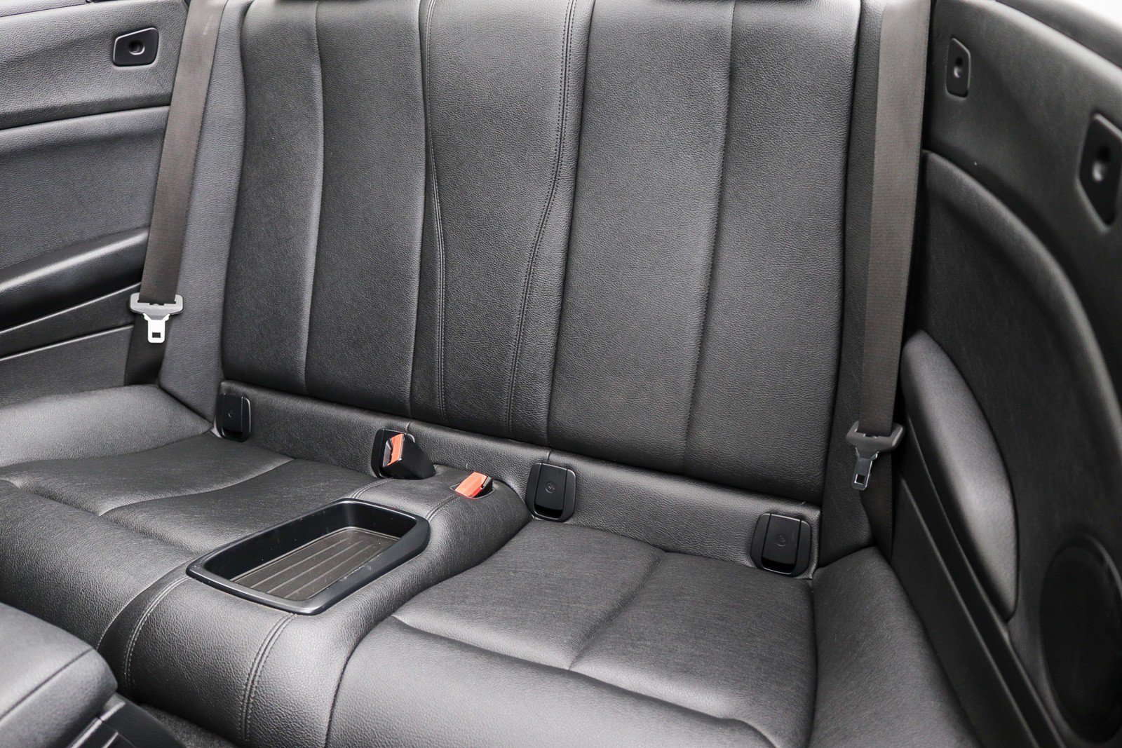 Used 2019 BMW 230i Convertible w/ Convenience Package RWD image 30