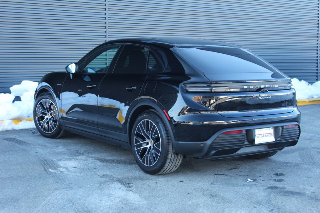 New 2026 Porsche Macan 4 Electric AWD/4WD image 3