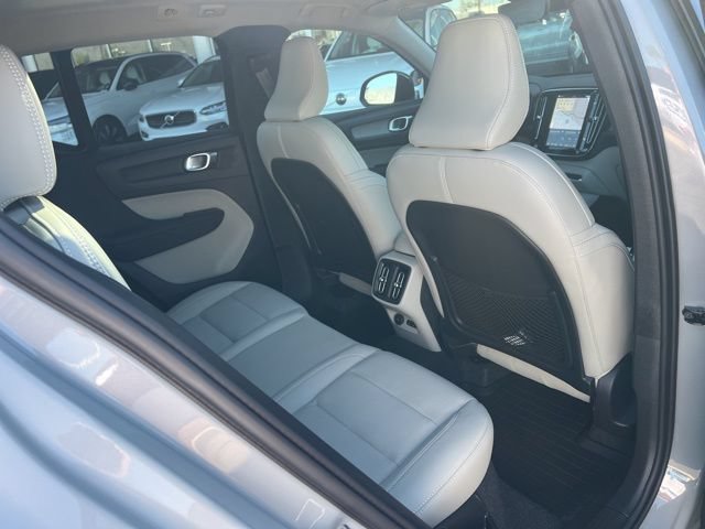New 2026 Volvo XC40 B5 Ultra w/ Climate Package AWD/4WD image 26