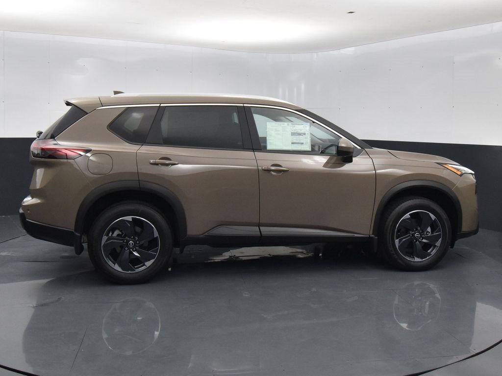 Certified 2025 Nissan Rogue SV w/ SV Premium Package image 20