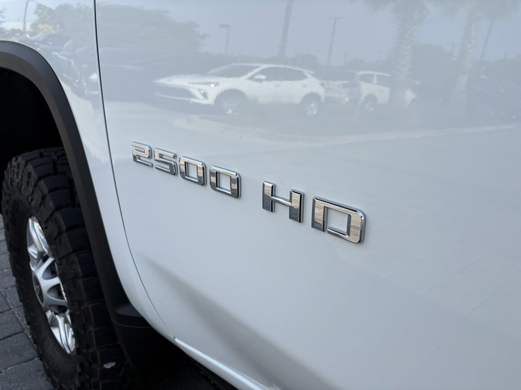 Used 2025 Chevrolet Silverado 2500 LT w/ Safety Package image 10