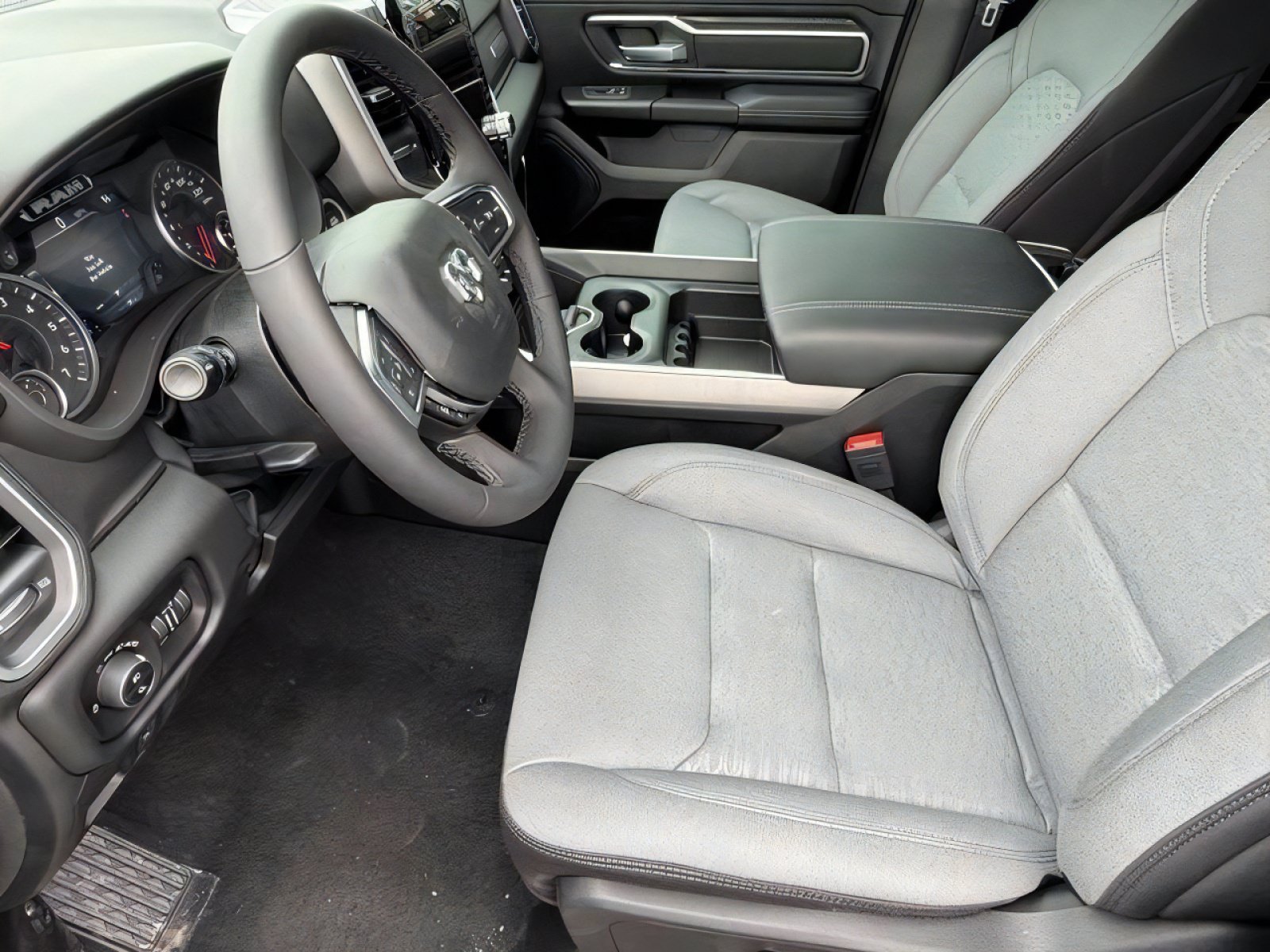 New 2026 RAM 1500 Big Horn AWD/4WD image 14