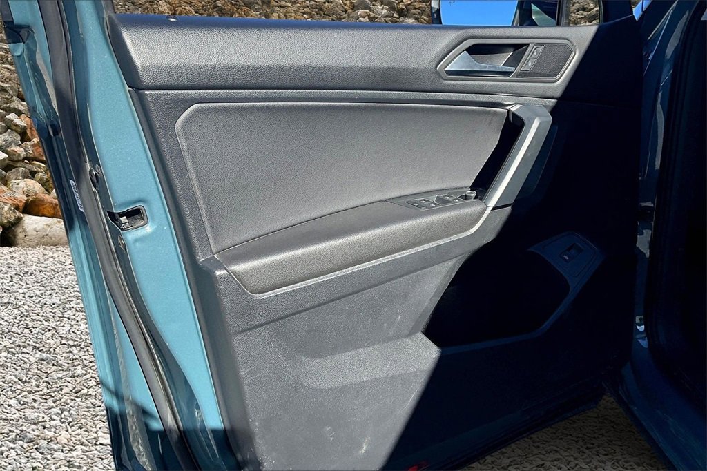 Used 2019 Volkswagen Tiguan SEL image 20