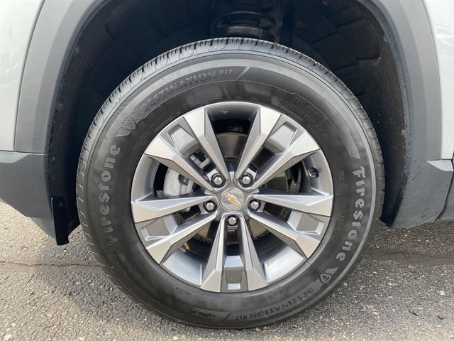Certified 2026 Chevrolet Equinox LT w/ Convenience Package II FWD image 23
