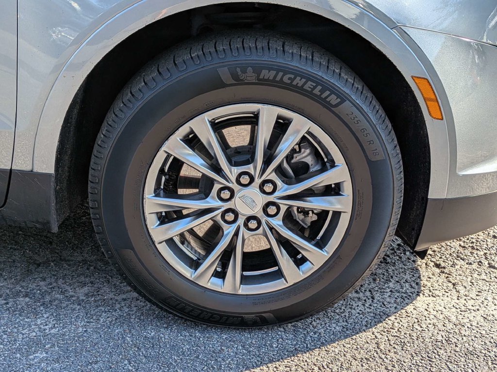 Certified 2023 Cadillac XT5 Premium Luxury FWD image 12