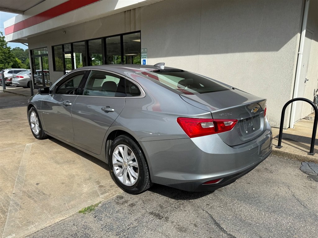 Used 2023 Chevrolet Malibu LT FWD image 12