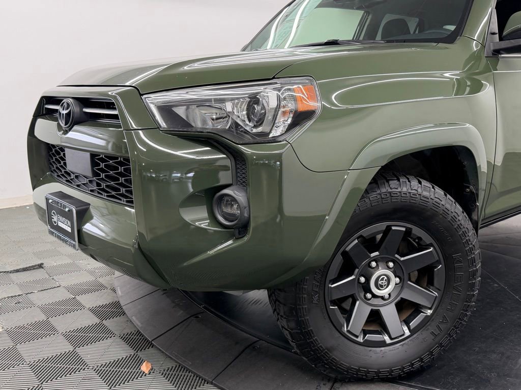 Used 2022 Toyota 4Runner Trail Special Edition AWD/4WD image 4