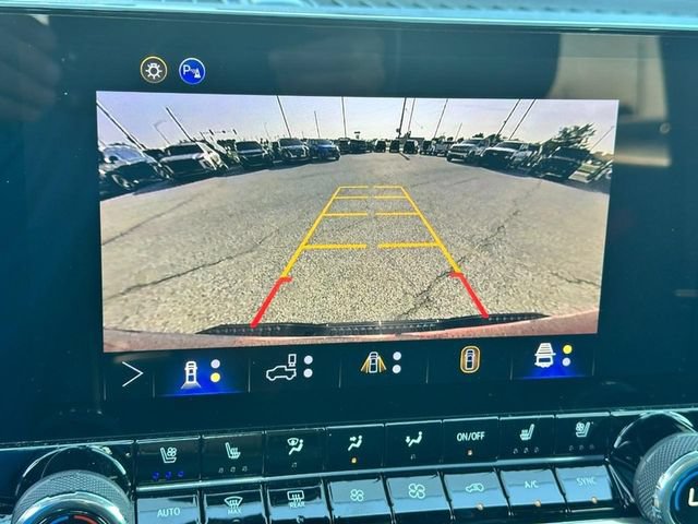 Used 2026 Chevrolet Colorado Z71 w/ Technology Package AWD/4WD image 23