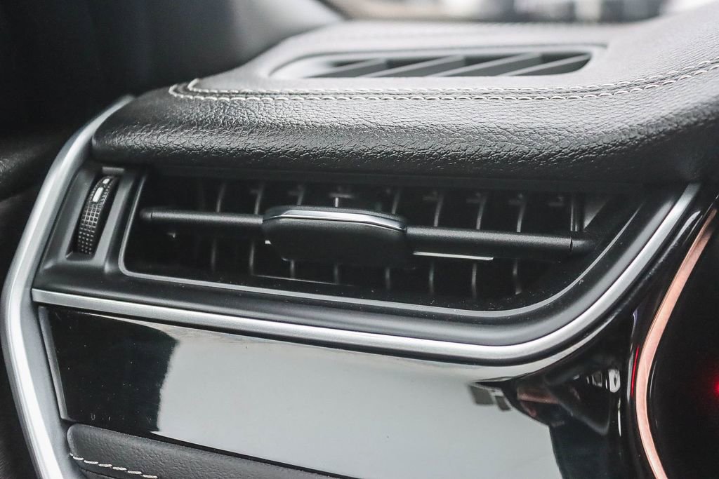 Used 2023 Jeep Grand Cherokee 4WD 4xe image 51