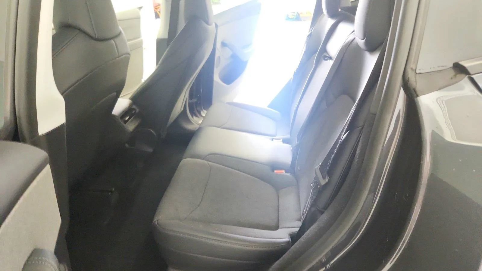 Used 2026 Tesla Model Y 2WD image 26