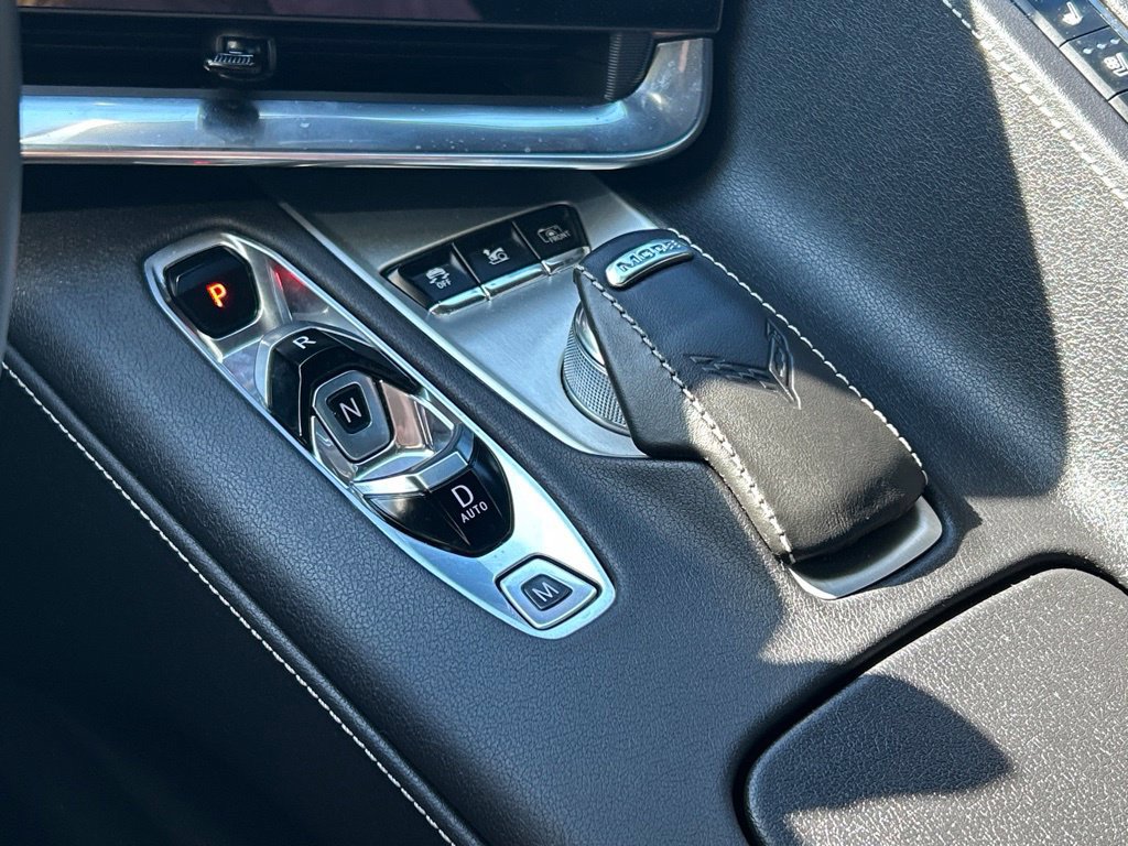 Used 2020 Chevrolet Corvette Stingray Preferred Conv w/ 2LT Preferred Equipment Group RWD image 27