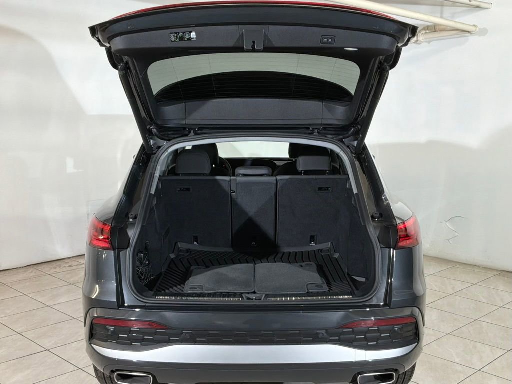 Certified 2025 Audi Q5 Premium w/ Convenience Package image 24